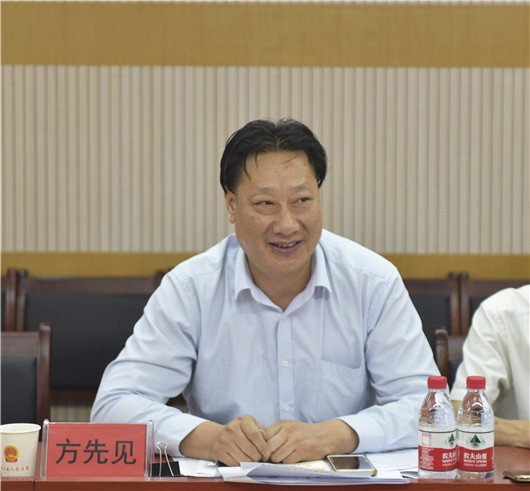 县财政局副局长方先见_副本.jpg